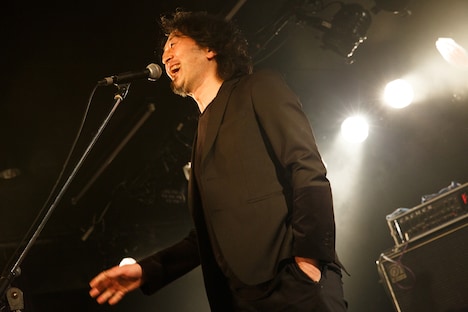 開演の挨拶をする有江嘉典。(Photo by Chiyori)