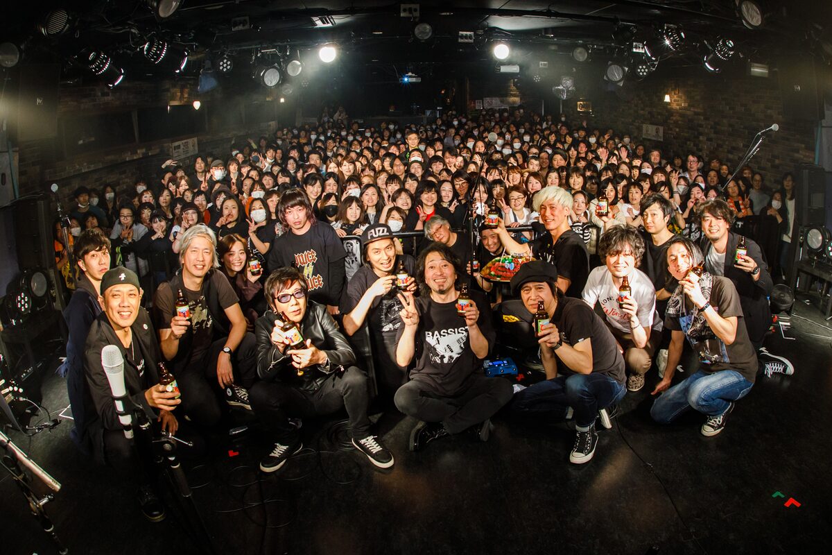 50歳になった有江嘉典がvola 杉本恭一 ピロウズ 百々和宏ら6組のステージに連続出演 ライブレポート 写真35枚 音楽ナタリー