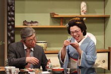 左から志村けん、柴田理恵。(c)フジテレビ
