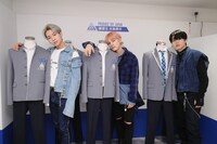 左から川尻蓮、川西拓実、木全翔也。