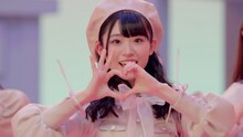 AKB48「失恋、ありがとう」ミュージックビデオより。(c)AKS/キングレコード