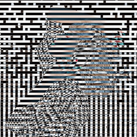 藤川千愛「愛はヘッドフォンから」通常盤ジャケット