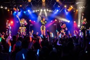 「ゆるめるモ！サプライザーツアー」大阪公演より。（Photo by shinz）