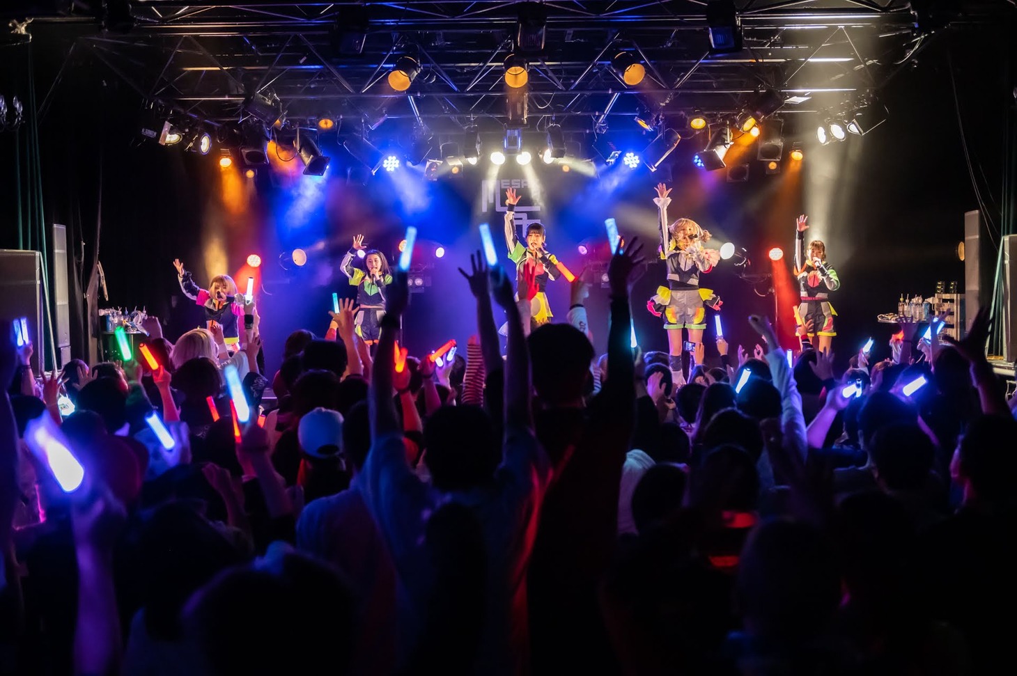 「ゆるめるモ！サプライザーツアー」大阪公演より。（Photo by shinz）