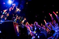 「ゆるめるモ！サプライザーツアー」大阪公演より。（Photo by shinz）