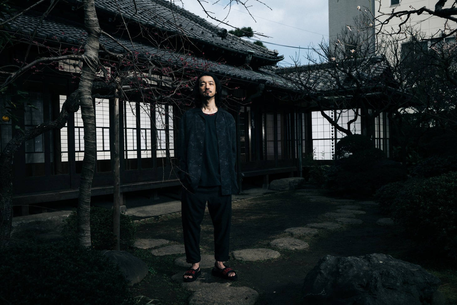 glamb×金子ノブアキコラボレーションビジュアル。