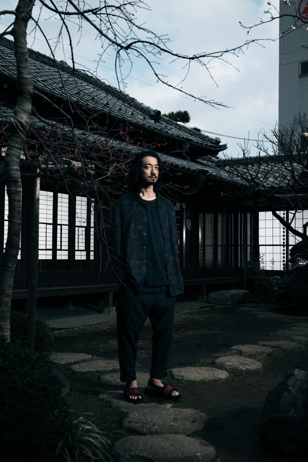 glamb×金子ノブアキコラボレーションビジュアル。