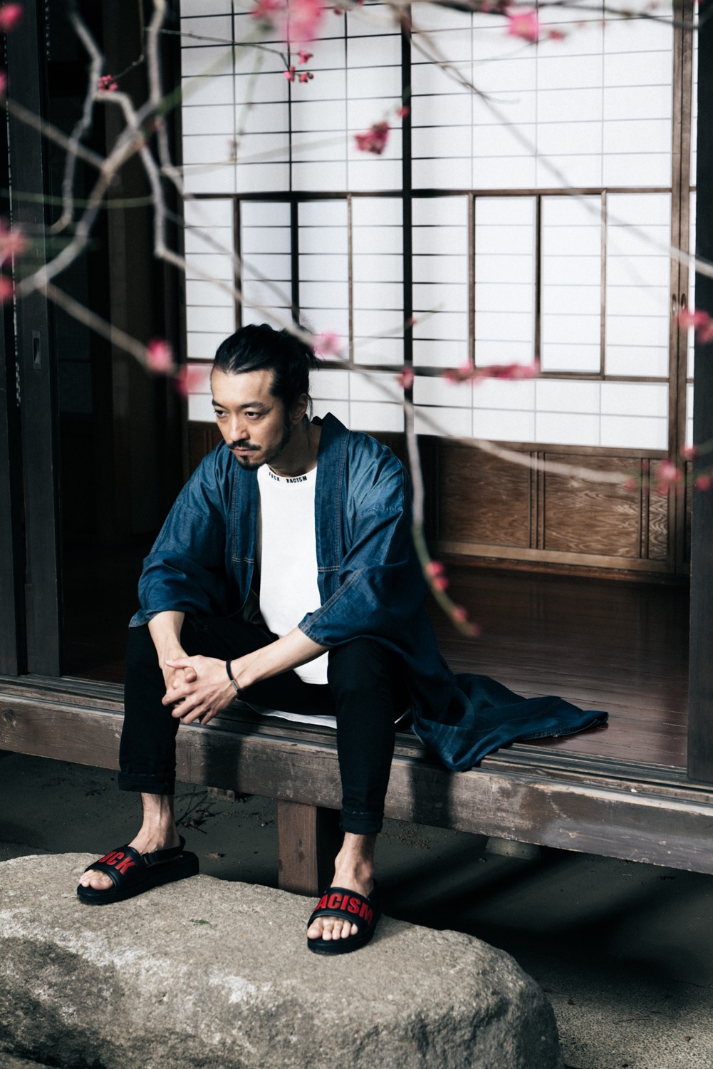 glamb×金子ノブアキコラボレーションビジュアル。