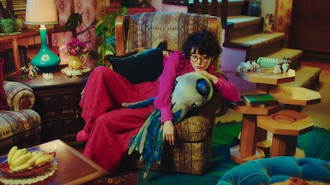 「LIBERA」CM「LOVE LIBERA篇」のワンシーン。