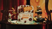 「LIBERA」CM「LOVE LIBERA篇」のワンシーン。
