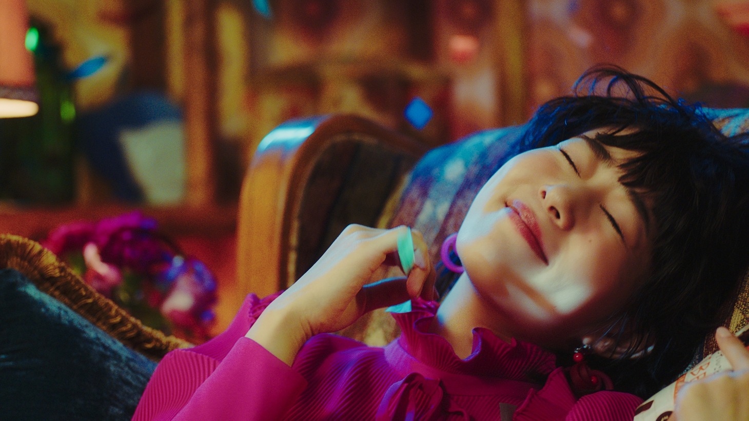 「LIBERA」CM「LOVE LIBERA篇」のワンシーン。