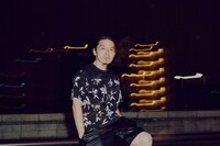 「yarden＋」第1弾ルックブックより。