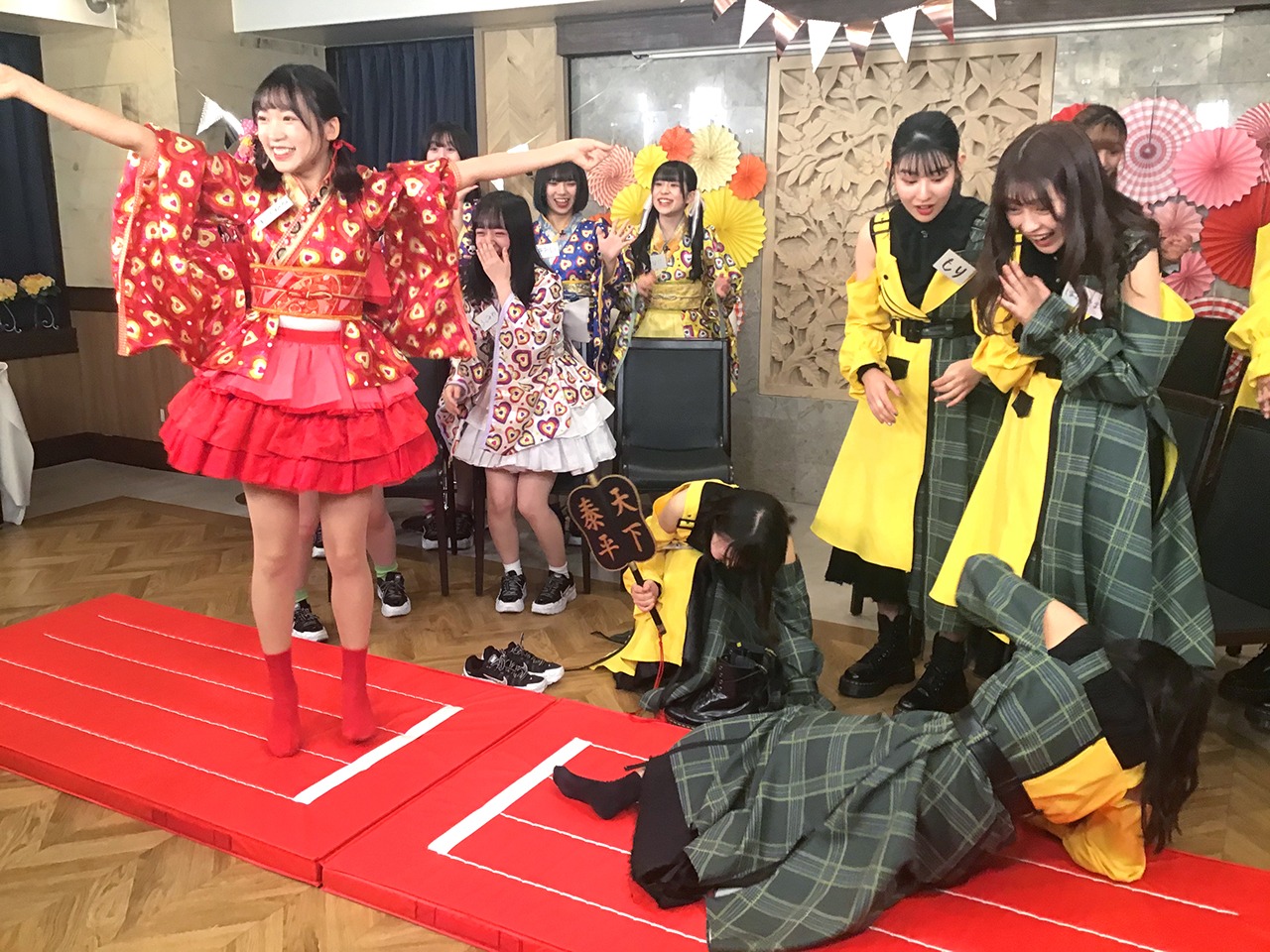 天晴れ！原宿とはちみつロケット。(c)NTV