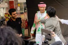 ドバイ・オールド・スークを訪れた関口メンディー、白濱亜嵐。（撮影：荒金大介）