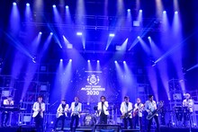 東京スカパラダイスオーケストラと奥田民生。