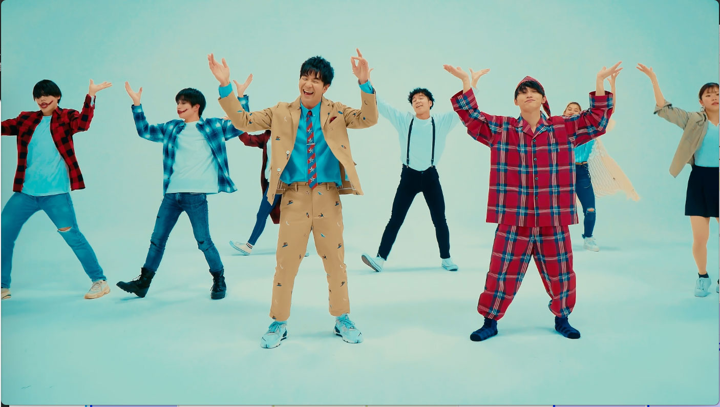 SKY-HI「Don't Worry Baby Be Happy feat. STAMP」MVのワンシーン。