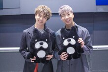 左から佐藤大樹、陣。