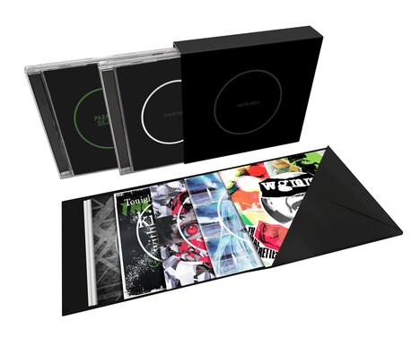 THE ORAL CIGARETTES「SUCK MY WORLD」初回限定盤展開