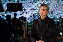 じゃらん2020春CM「今市隆二と旅しよう。」編の撮影時の様子。