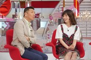 左から上田晋也、水川あさみ。 (c)日本テレビ