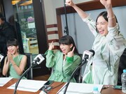大喜びするPerfume。（写真提供：TOKYO FM）