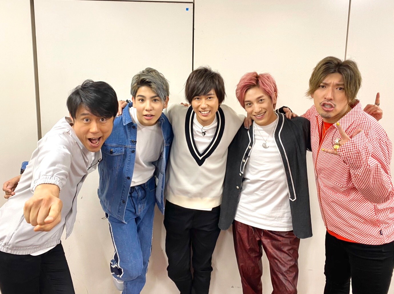 第7世代チーム。左から原田泰造（ネプチューン）、ラウール、阿部亮平（Snow Man）、兼近大樹、りんたろー。（EXIT）。 (c)フジテレビ