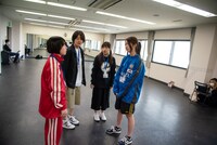 ジギー脱落後に打ち合わせをするファンファンチーム。