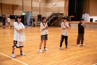 練習中のチームセックス。