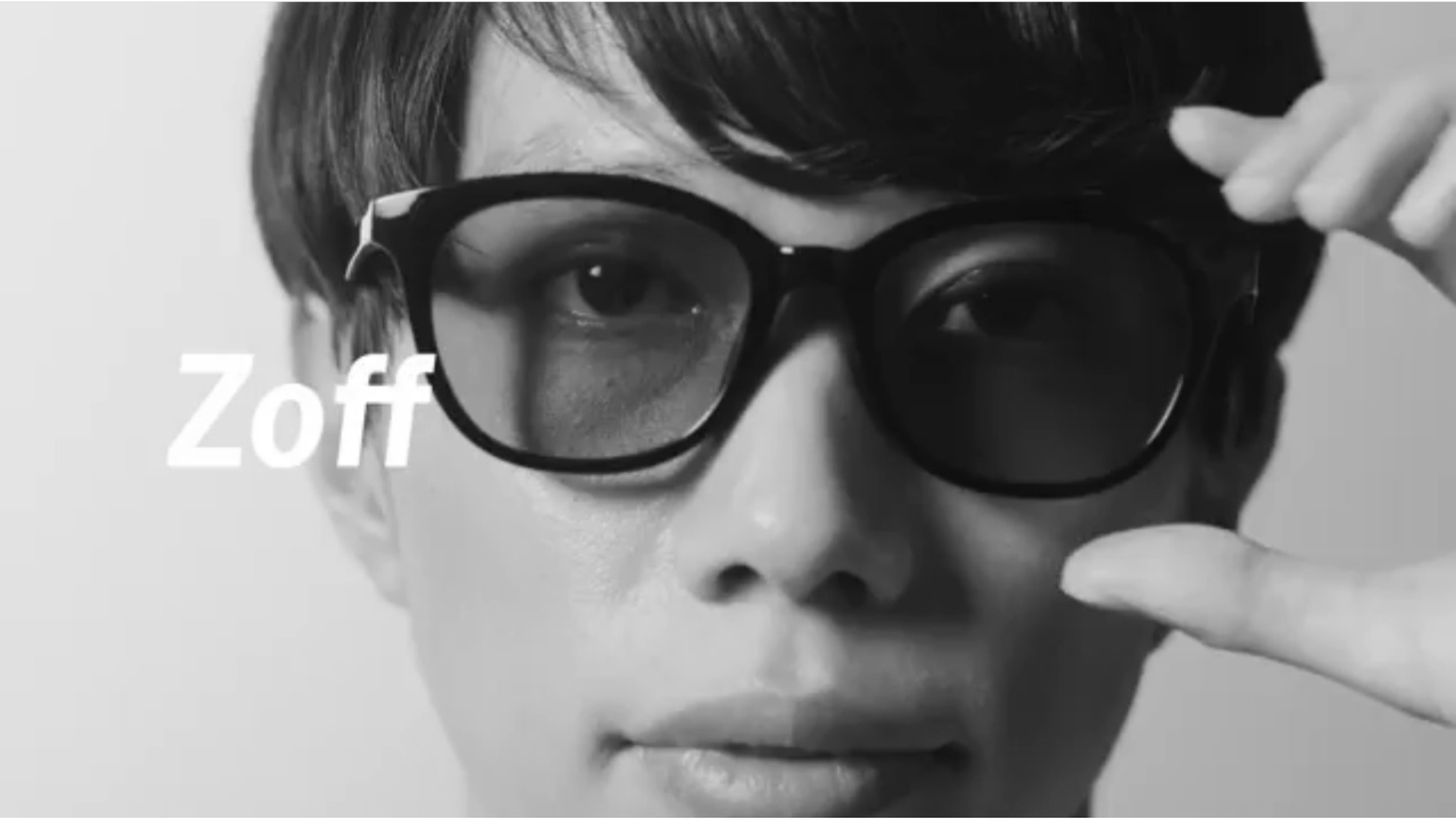 「Zoff NIGHT&DAY」ムービー LUCKY TAPES編より。