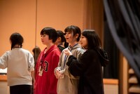 左からガミヤサキ、インポッシブル・マイカ、トギー。