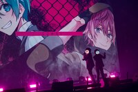 左からさとみ、ころん。（撮影：林晋介、東美樹）