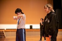 トト・パーティン・トト、セントチヒロ・チッチ（BiSH）。