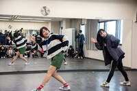 火星からウナギ、月ノウサギ（GANG PARADE）。