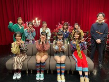BSスカパー！「新世紀ミュージック」MCのハマ・オカモト、松岡茉優とゲストのJuice=Juice。