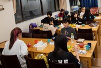 「WACK合同オーディション2020」5日目の夕食の様子。