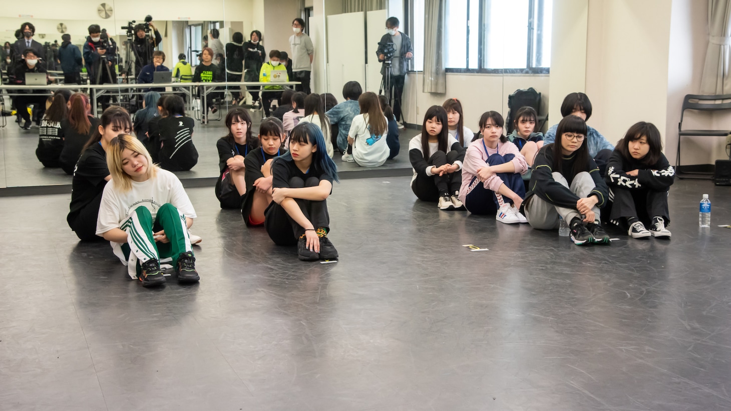 「WACK合同オーディション2020」6日目昼パフォーマンス審査後。
