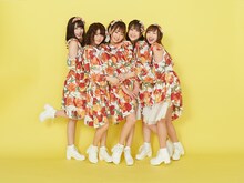 転校少女*。右から2番目が上原わかな。