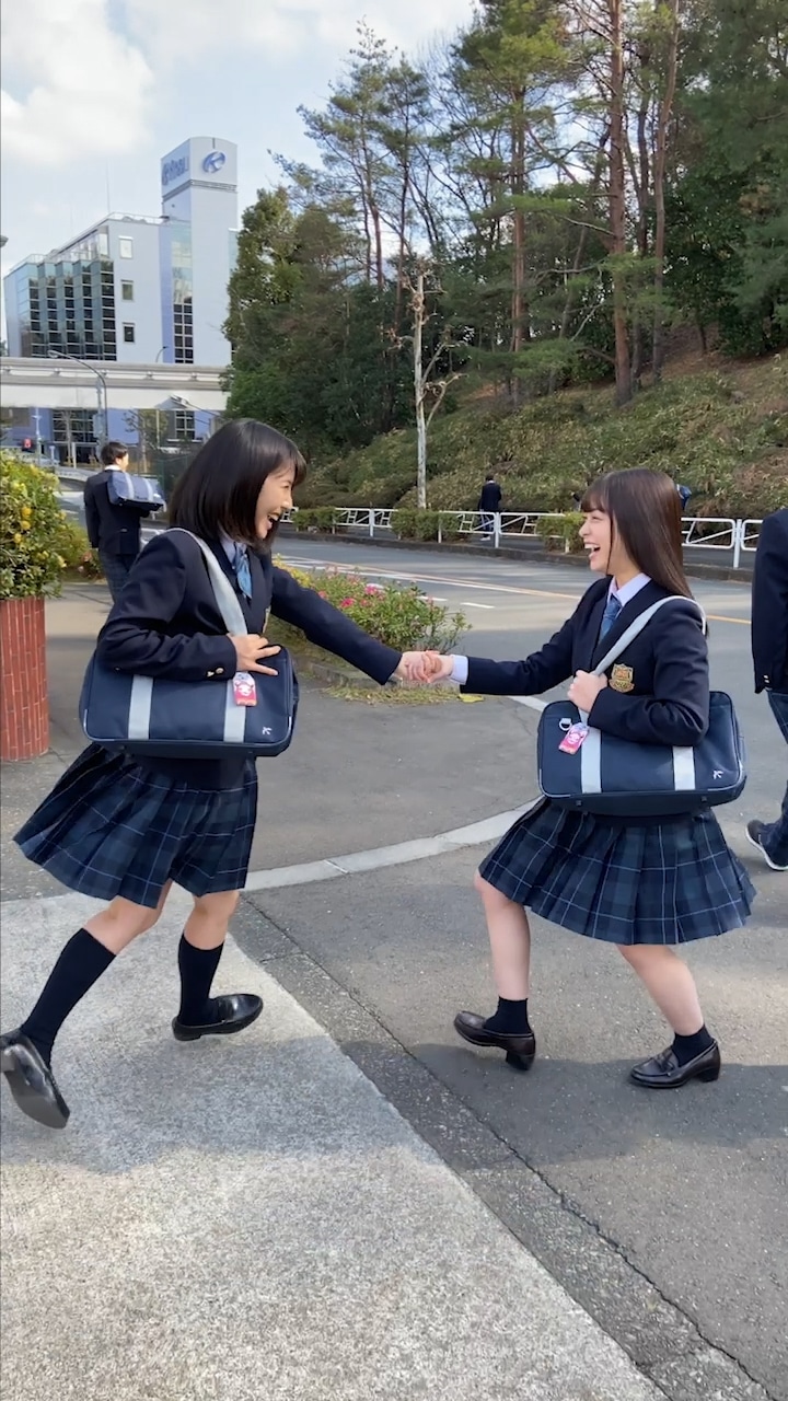 「『#高校生300万人の最高にエモい』ドコモWEBムービー」のワンシーン。
