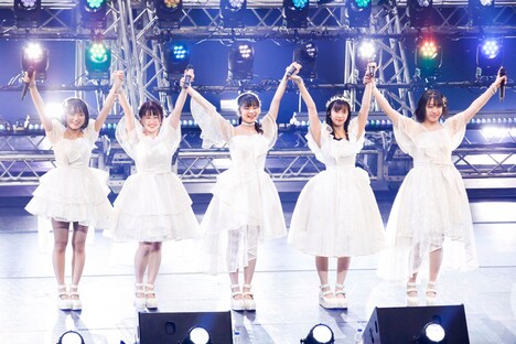 「こぶしファクトリー ライブ 2020 ~The Final Ring!~」の様子。(写真提供:アップフロントグループ)