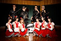 横浜銀蝿40thと私立恵比寿中学。（Photo by 中島たくみ）