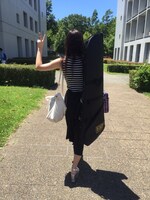 大学生時代の鈴木愛理。