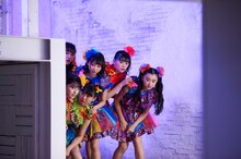 超ときめき▽宣伝部「トゥモロー最強説!!」ミュージックビデオ撮影の様子。（撮影：佐々木康太）