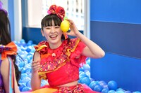 レモンを見つけた坂井仁香。