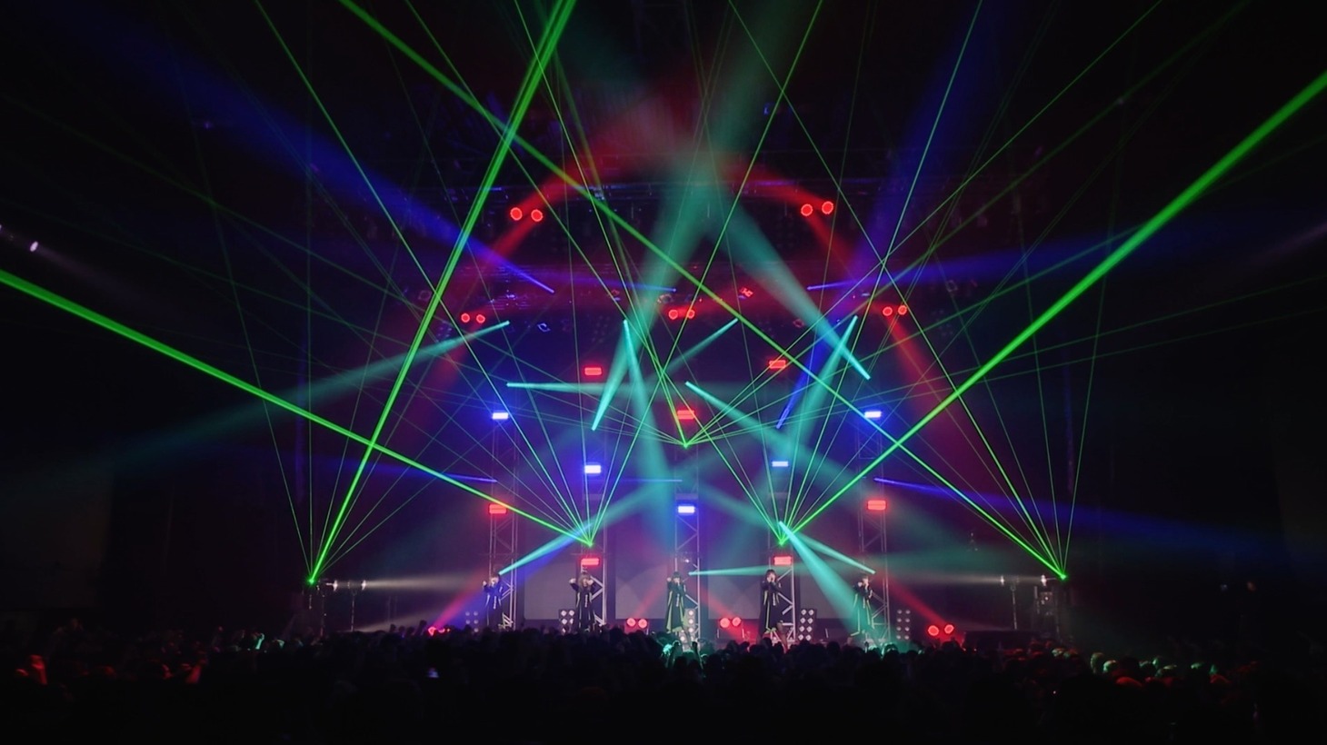 「EMPiRE / 2020.12.19 at Zepp DiverCity "EMPiRE'S GREAT ESCAPE TOUR FiNAL"」より。