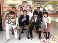 「ズームイン!!サタデー」出演者とヒャダイン（2020年2月出演時）。