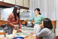 ドラマ「猿に会う」のワンシーン。