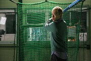 バットを構えるよしあき。