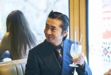 岡野役の増子直純（怒髪天）。(c)テレビ東京