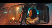Sasanomaly「年中混乱中」MVのワンシーン。