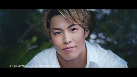 「DHC 薬用ディープクレンジングオイル リニューブライト」テレビCMよりRIKU。